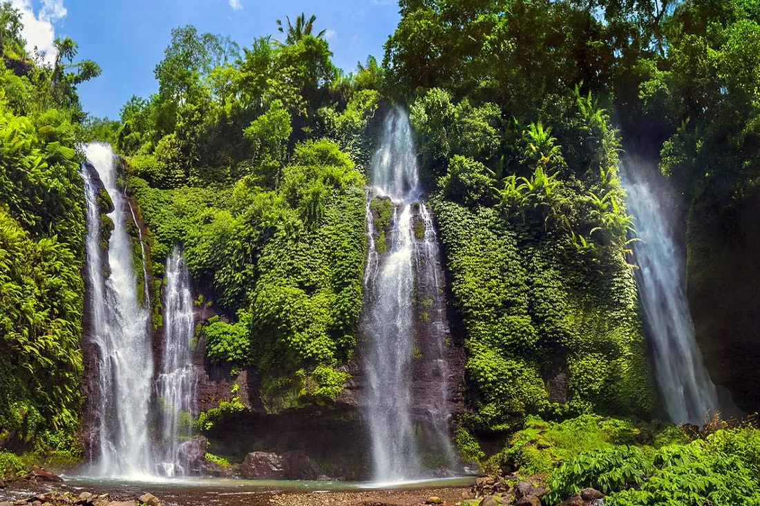 Air Terjun Desa Bojong